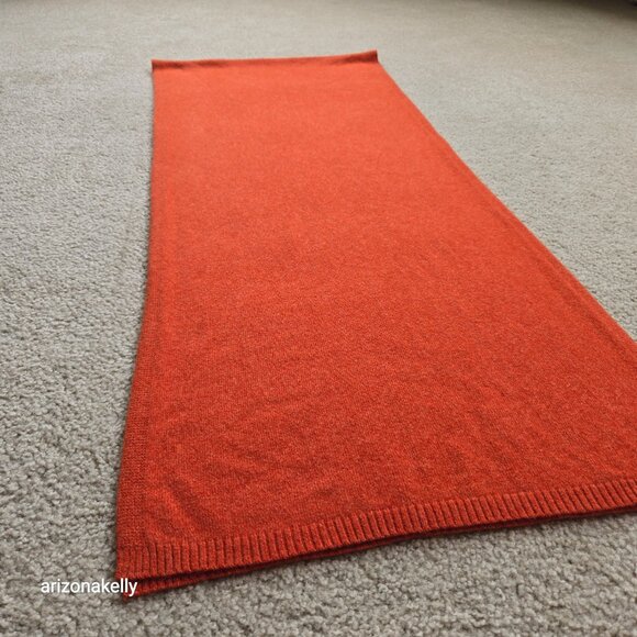 NWOT Club Monaco Cashmere Knit Scarf Orange Pumpkin - Picture 12 of 13